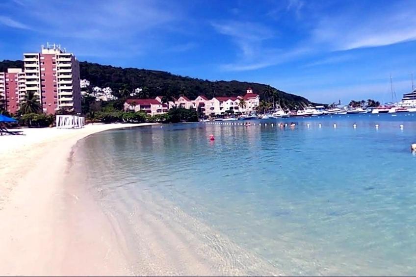 Beach-Side Condos At Turtle Beach Towers Ocho Rios Esterno foto